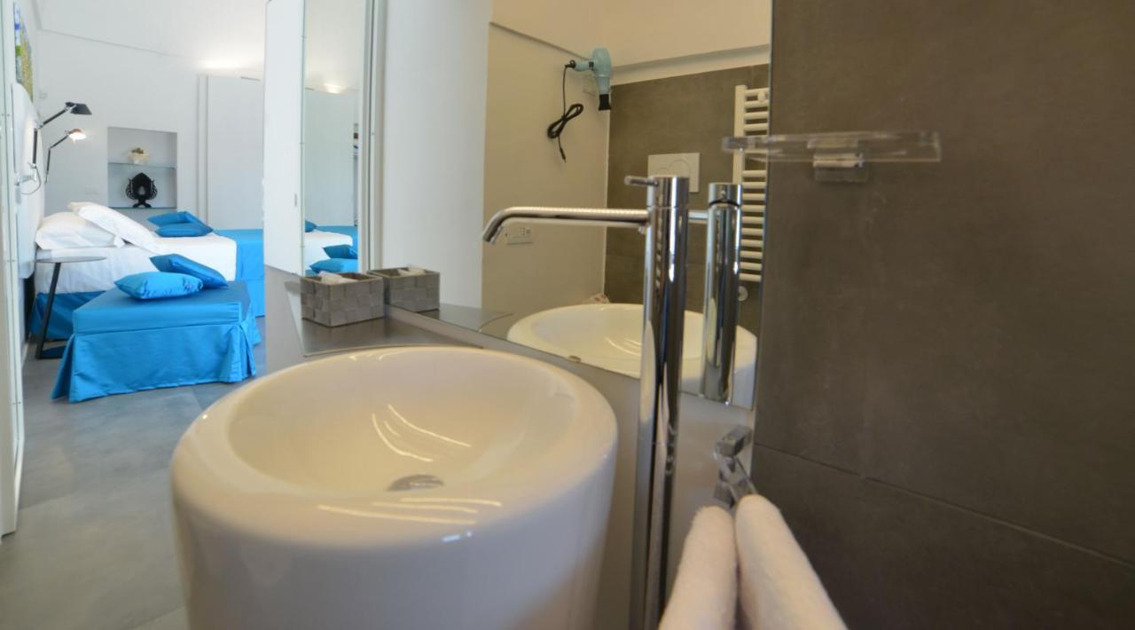 Sunshine Luxury Rooms Ostuni Eksteriør bilde